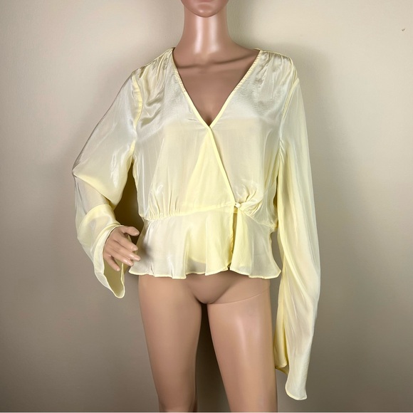 NEW MADEWELL YELLOW BELL SLEEVE TOP - Picture 2 of 4